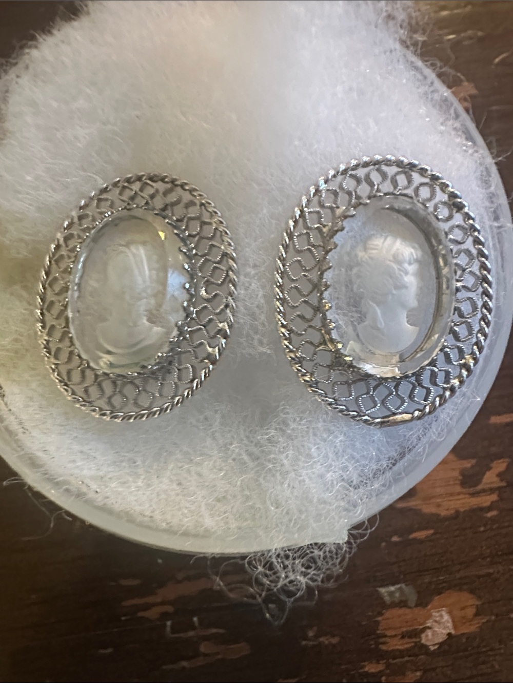 1950’s Whiting & Davis intaglio glass cameo in Sterling Filligree